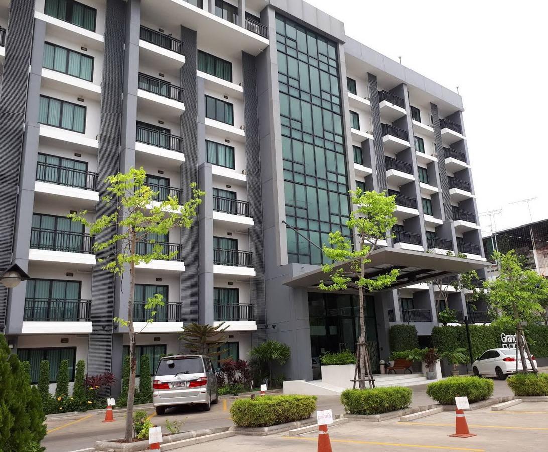 We Grand Ever 9 Nakhonratchasima Esterno foto